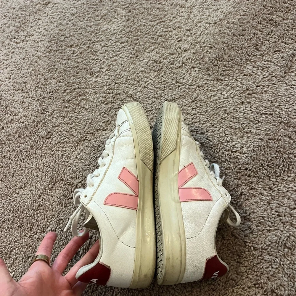 Veja White Sneakers with Pink V and Burgundy Heel Tab - Picture 5 of 7